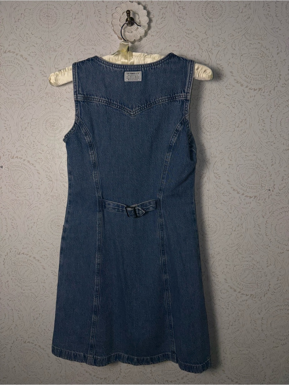Levi’s Vianna denim vest dress - Picture 7 of 8